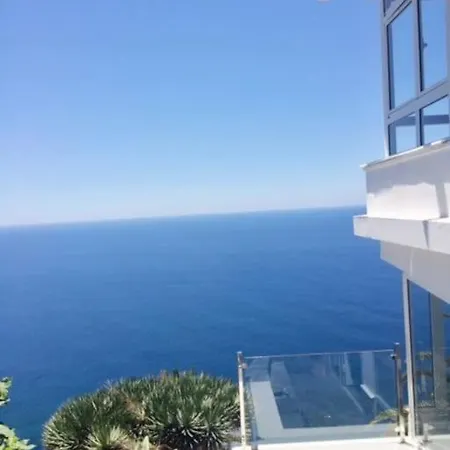 Апартаменты Wish Were Here Пуэрто-де-ла-Мадера